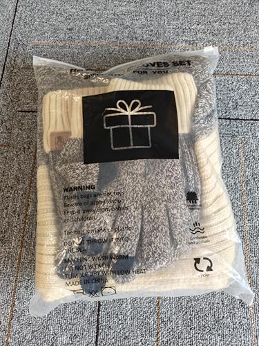 INSISMY. Knitted  Men's Hat, Scarf and Touch Screen Gloves Set