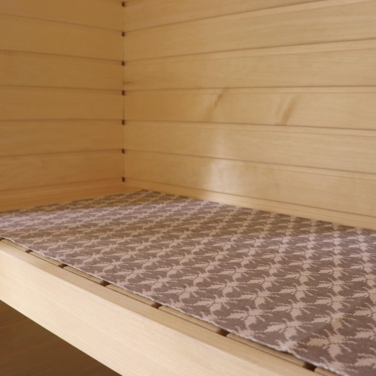 Sauna bench seating pad 50 x 145cm - Hiiumaa fly pattern